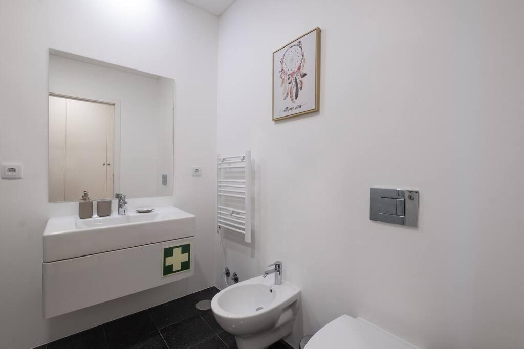 Vila Nova Suite Apt Понта-Делгада Екстер'єр фото